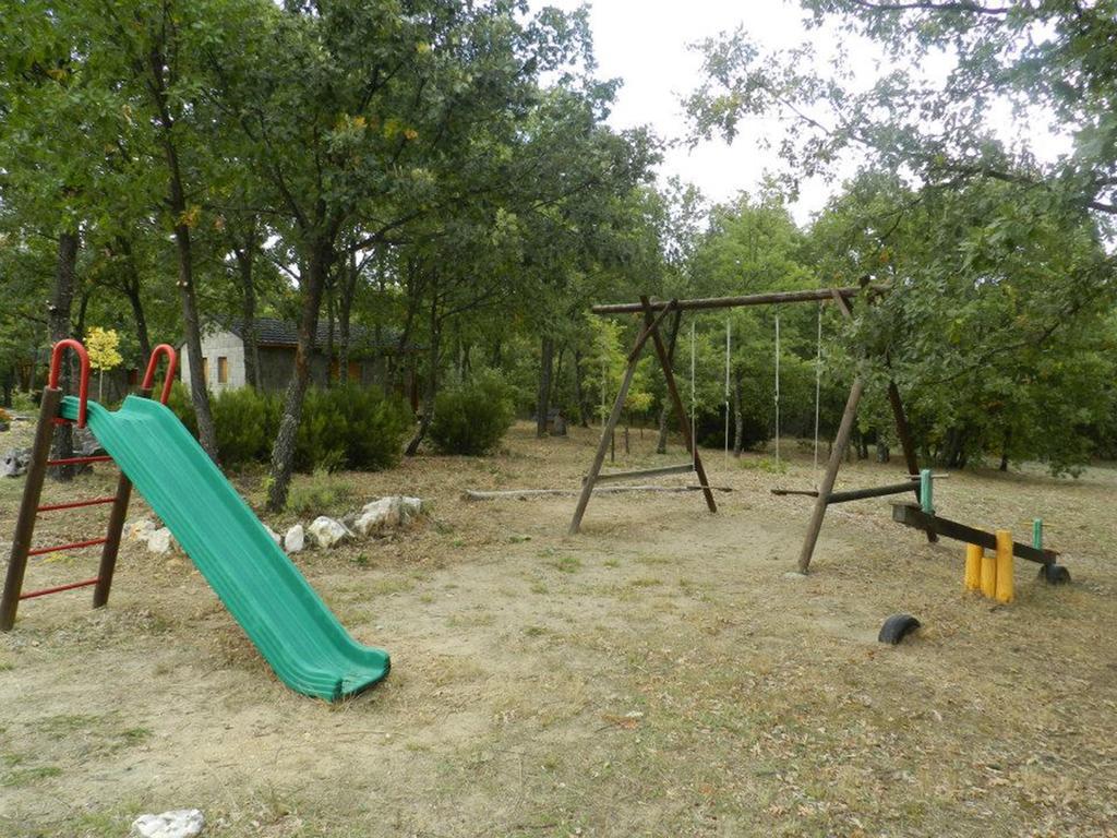 Cabanas Vallecino Manzanal de los Infantes Exterior photo